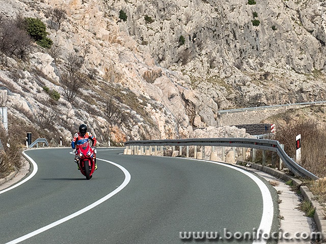 novivmoto5mal