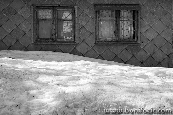 begrazkucasnigbw1mal