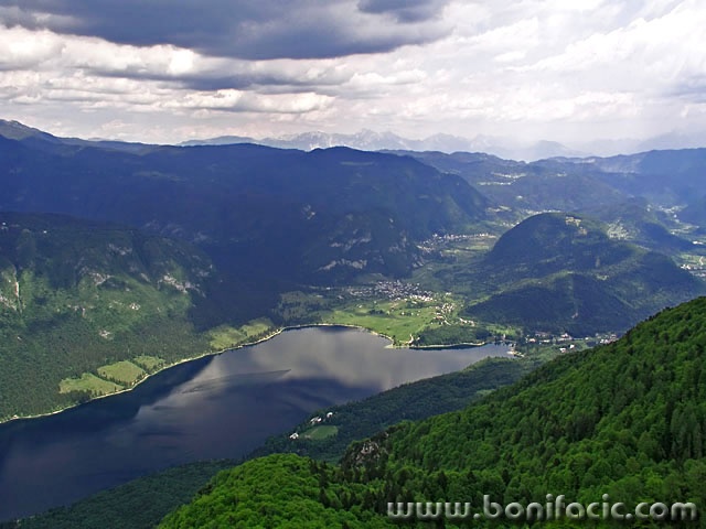 nature___Lake Bohinj___Bohinj, Slovenia.