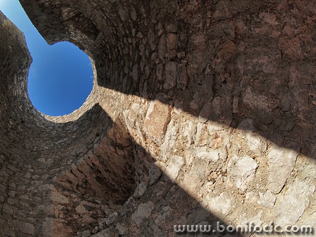 stilllife___Keyhole___Drivenik, Croatia.