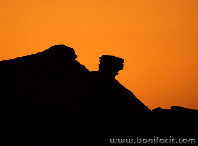 nature___Camel Mountain___Sahara, Tunisia.