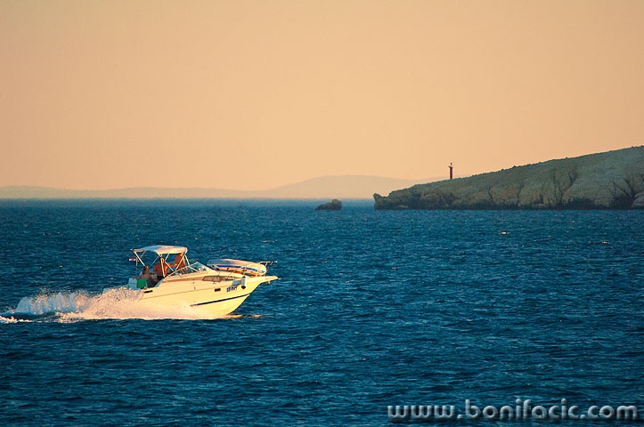 2ND_7767 copy copymal