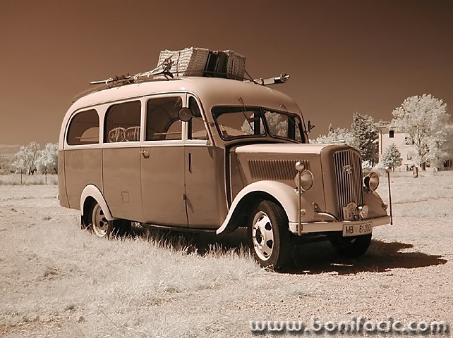 bw___Bus___Punat, Croatia.