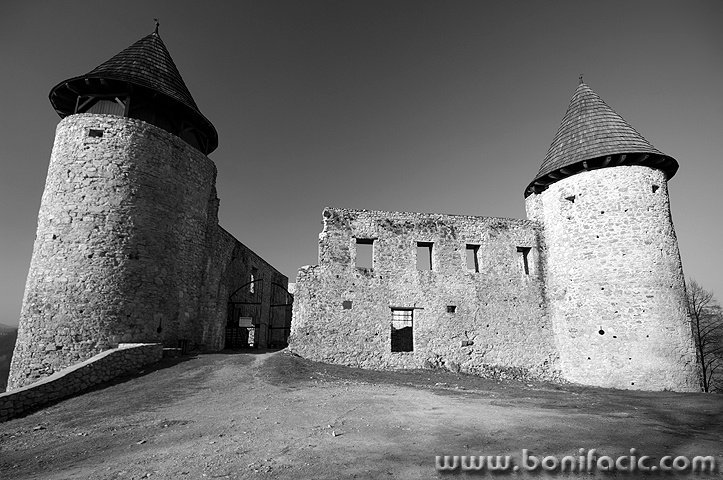 dvoracnovigrad12