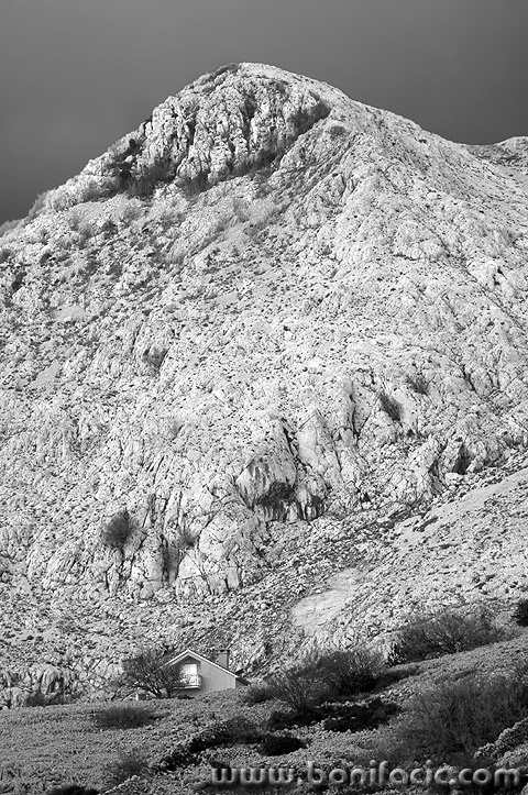 starabaskakucabrdo3BWmal