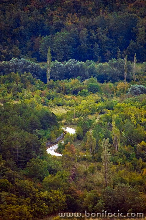 cestakotlinaknin1mal