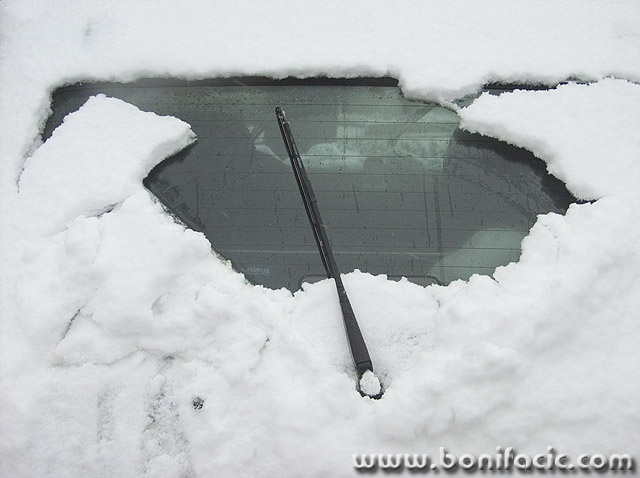 stilllife___Eyes Rubbing___Punat, Croatia.