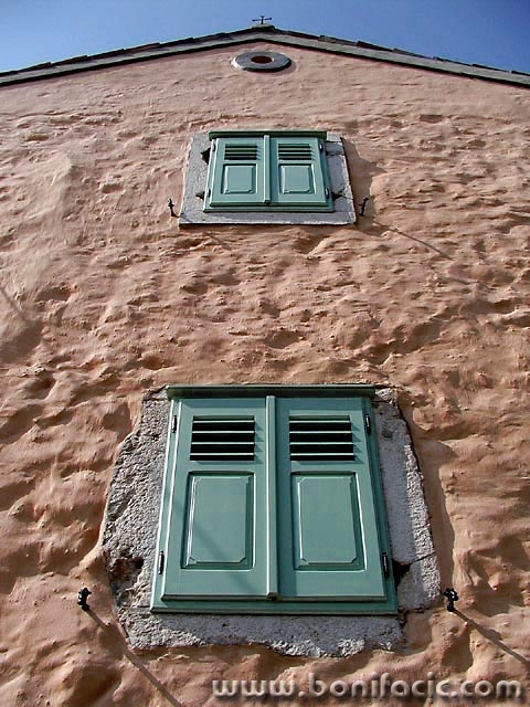 stilllife___Facade___Risika, Croatia.