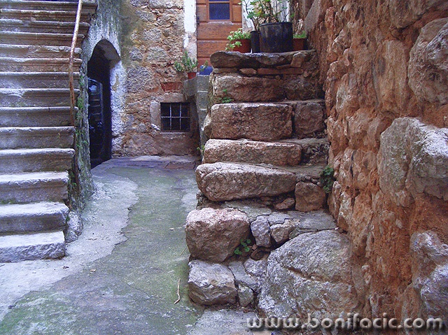 travel___Mokri Dvor___Vrbnik, Croatia.
