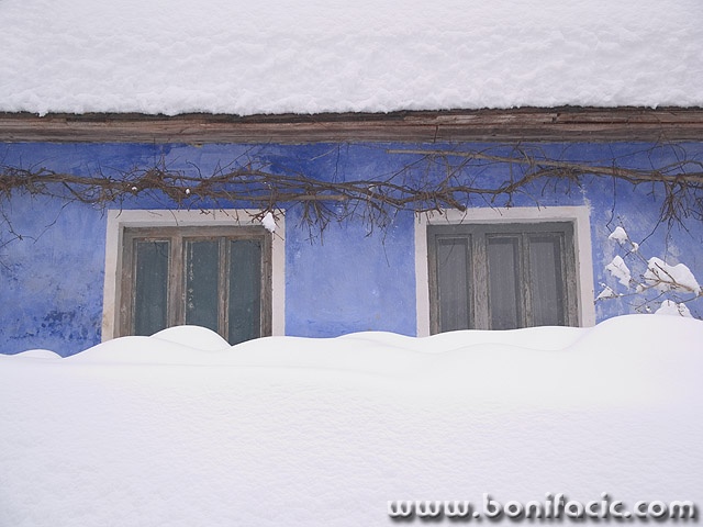 stilllife___Hide And Seek___Kljuc, Croatia.