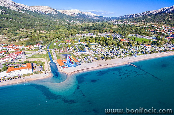 baskaplaza5mal