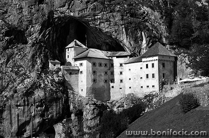 postojna3bwmal
