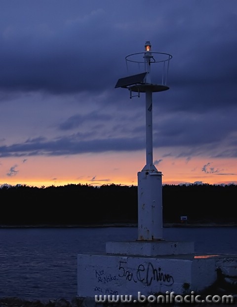 stilllife___Signalize___Punat, Croatia.