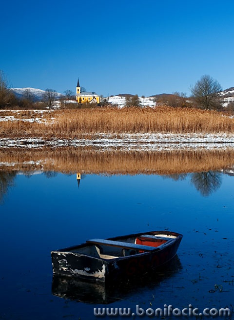 stilllife___Small Barque___Svica, Croatia.