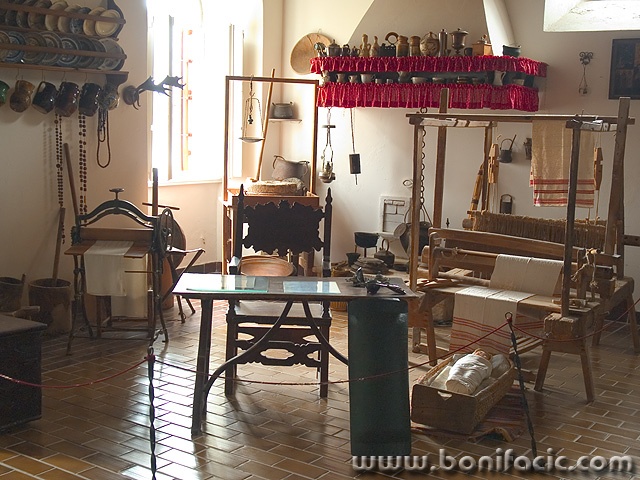 stilllife___Traditional Kitchen___Punat (Kosljun), Croatia.