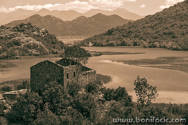 karucsepia1mal