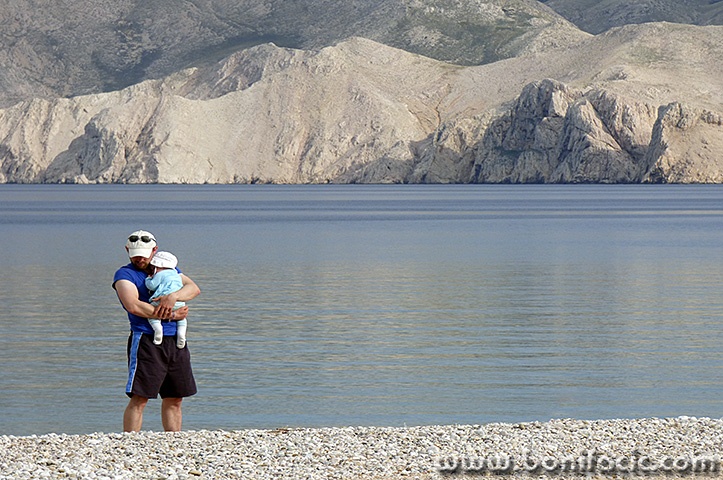 baskaplazatatabeba1mal