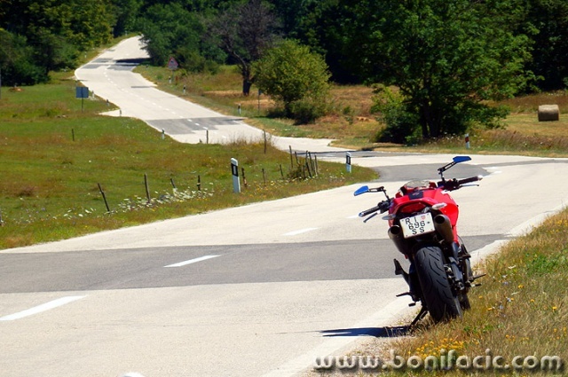 monsterlickamagistrala1mal