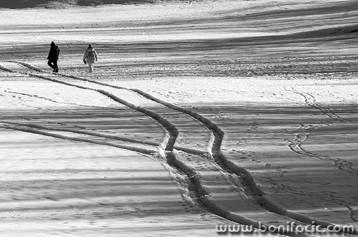 sniglepeni5bwmal