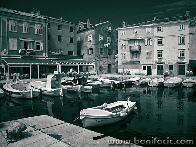 bw___Harbor___Cres, Croatia.