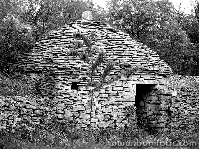 bw___Kazun___Istra, Croatia.
