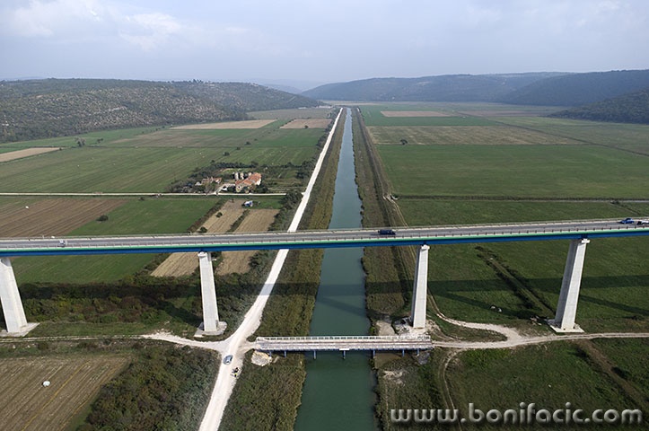antenalaerial4mal
