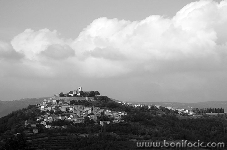 motovun22mal