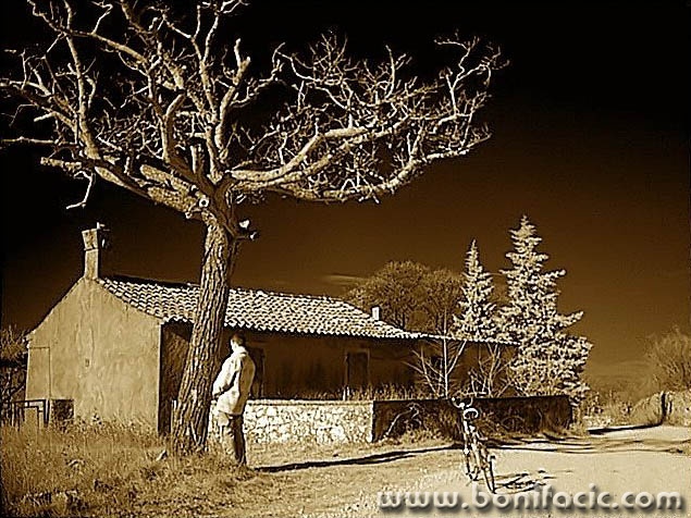 bw___Piss-Break___Kras, Croatia.