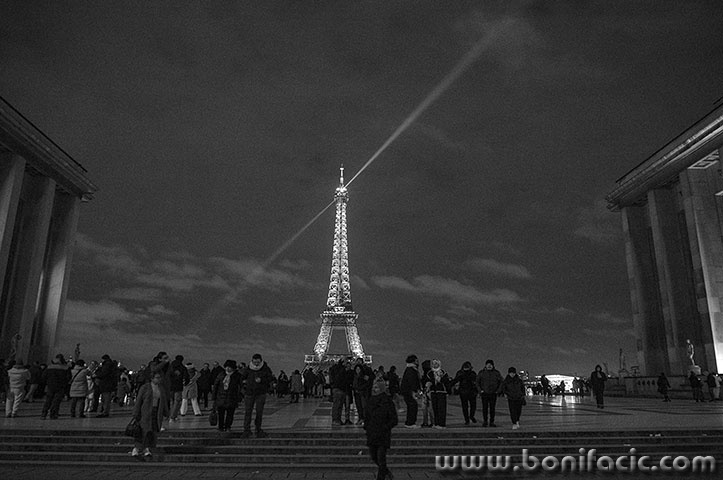 paris64BWmal