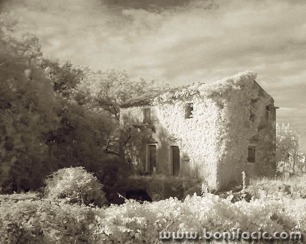 bw___Stranded House___Risika, Croatia.