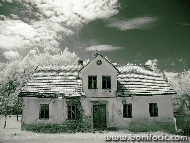 bw___Undone___Babno Polje, Slovenia.