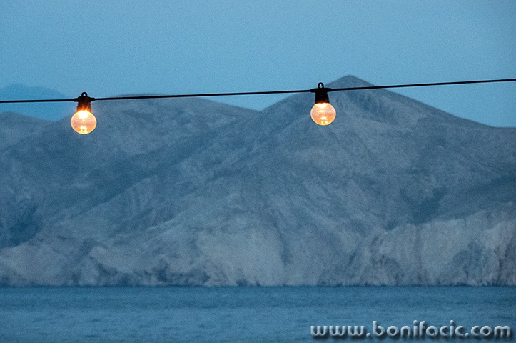 baskaprvicsijalice1mal