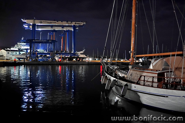 marinaskvernoc1mal