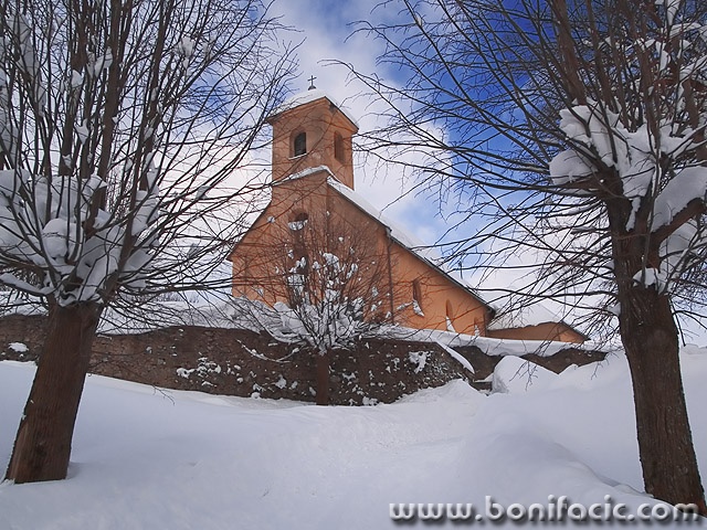 travel___Axes___Modrus, Croatia.
