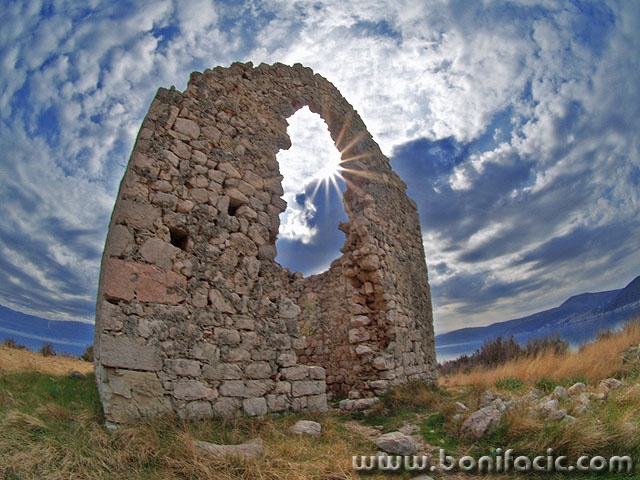 travel___Eye Of St. Marak___Sveti Marak, Croatia.