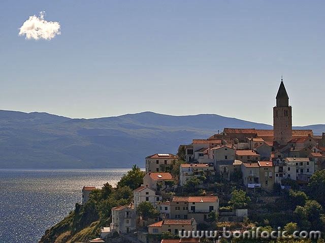 travel___Eyewitness___Vrbnik, Croatia.