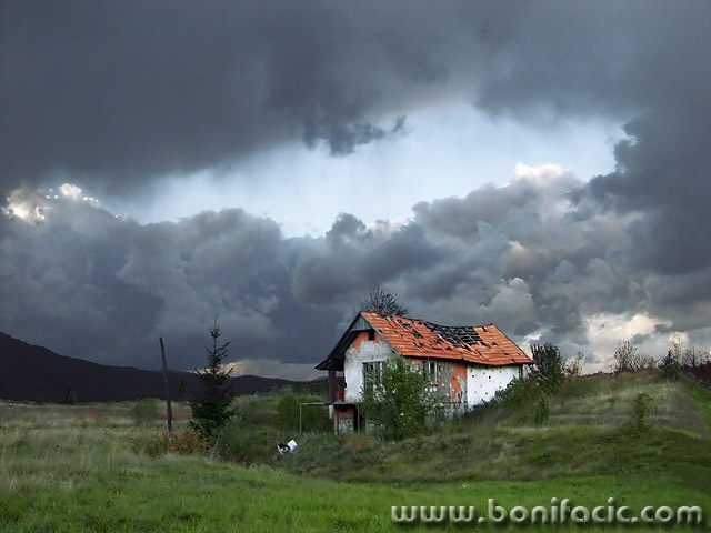 travel___Hole In The Sky___Josipdol, Croatia.
