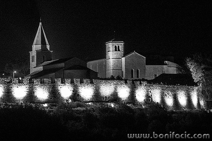 vejanocstarigradzidinerasvjeta2mal