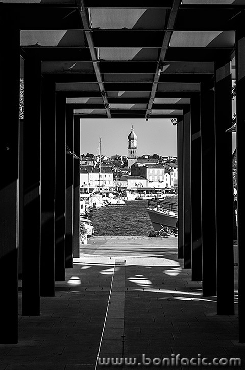 vejaplacastarigrad1bwmal