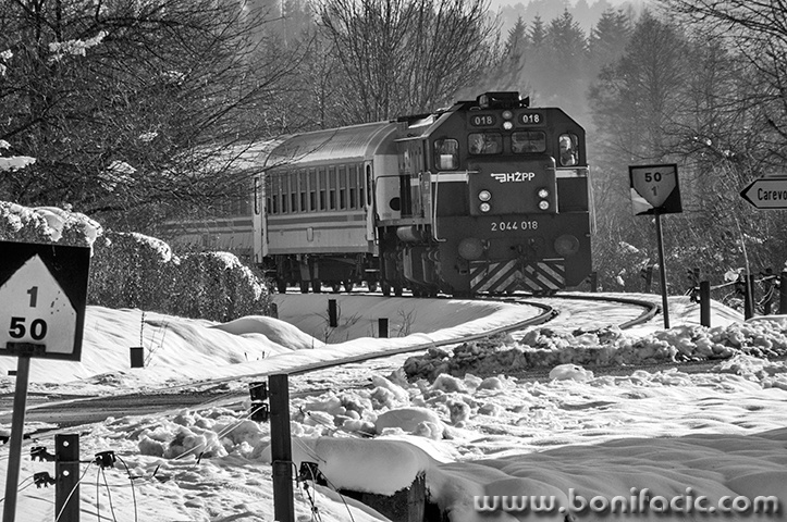vlakjosipdolsnig10bwmal